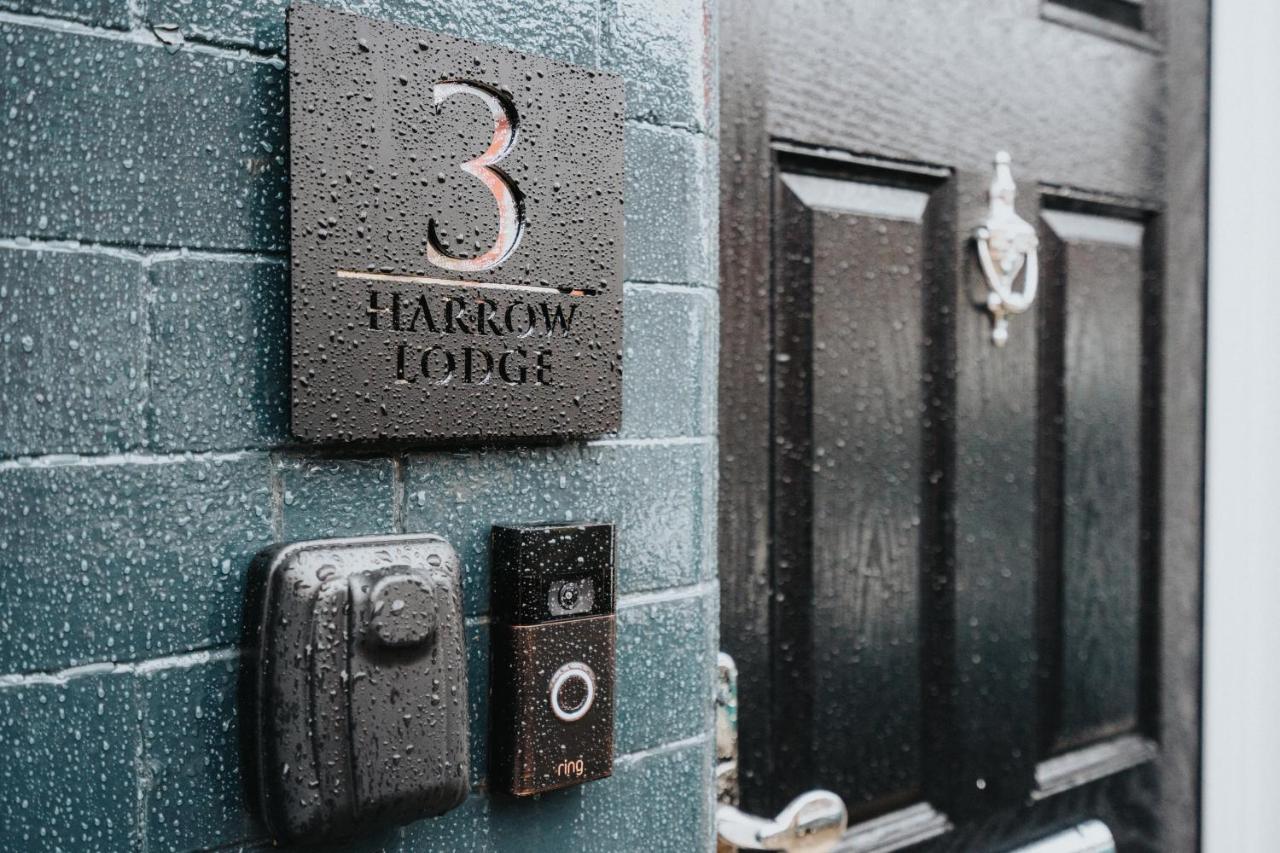 Harrow Lodge - Strictly No Parties Liverpool Exterior photo